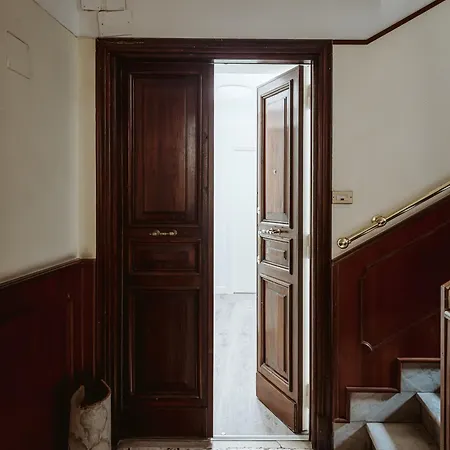 Casa Fabrizio - Metro San Giovanni 아파트 로마